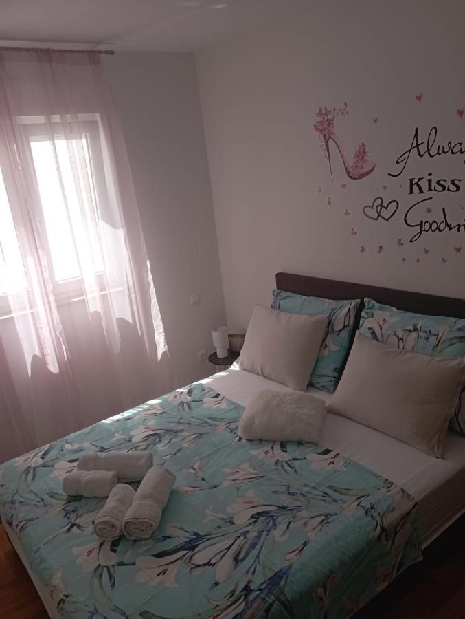 Apartment Katie Spalato Esterno foto
