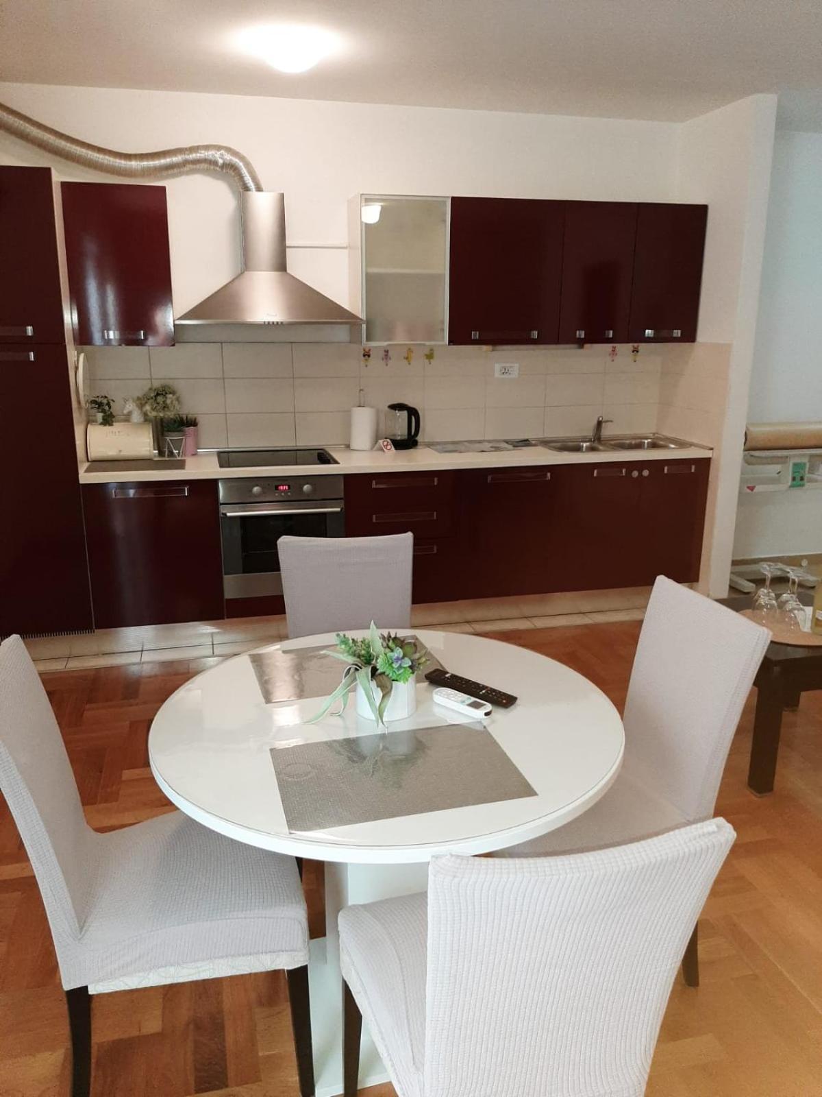 Apartment Katie Spalato Esterno foto